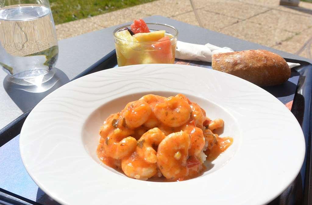 Hotel Kyriad La Rochelle Centre Ville Ресторант снимка