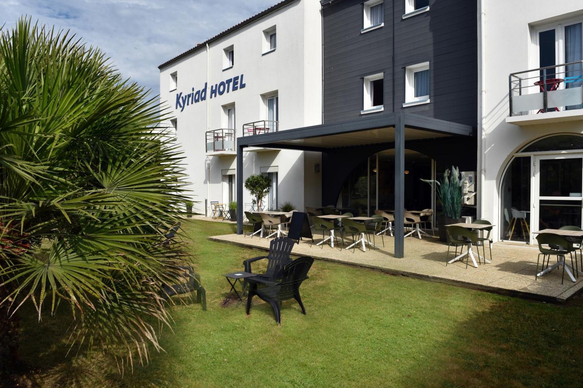 Hotel Kyriad La Rochelle Centre Ville Екстериор снимка