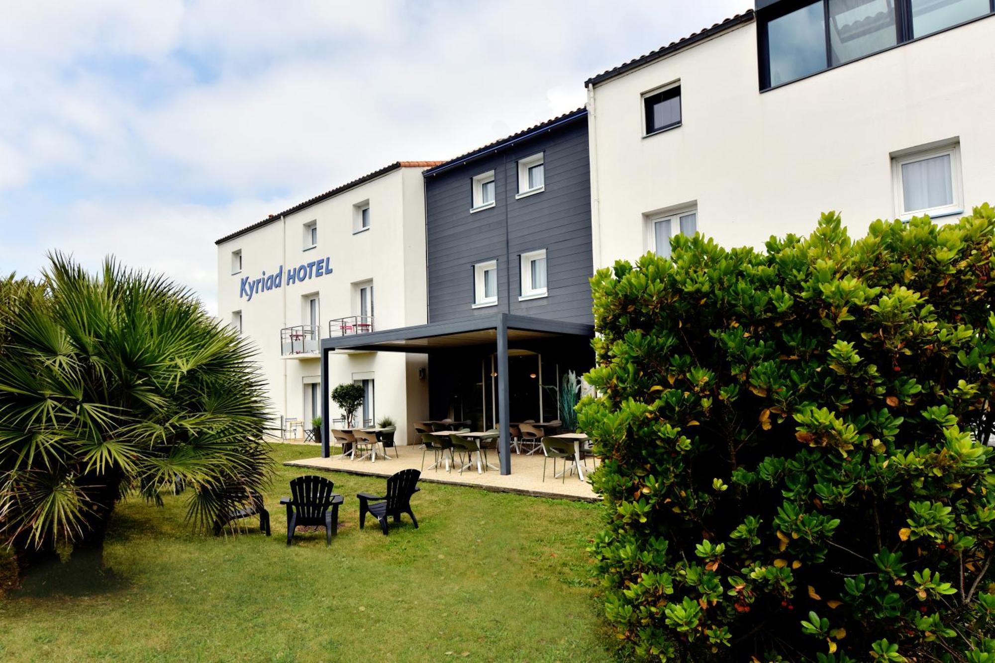 Hotel Kyriad La Rochelle Centre Ville Екстериор снимка