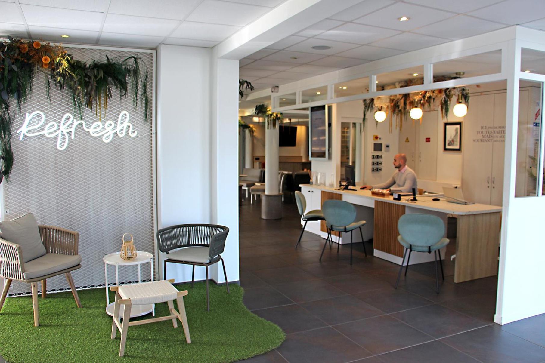 Hotel Kyriad La Rochelle Centre Ville Екстериор снимка